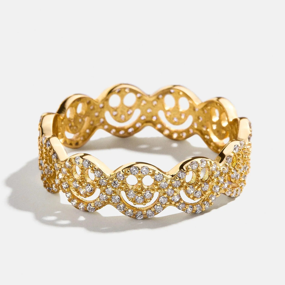 18K Gold Smiley Pavé Ring - Smiley Face
